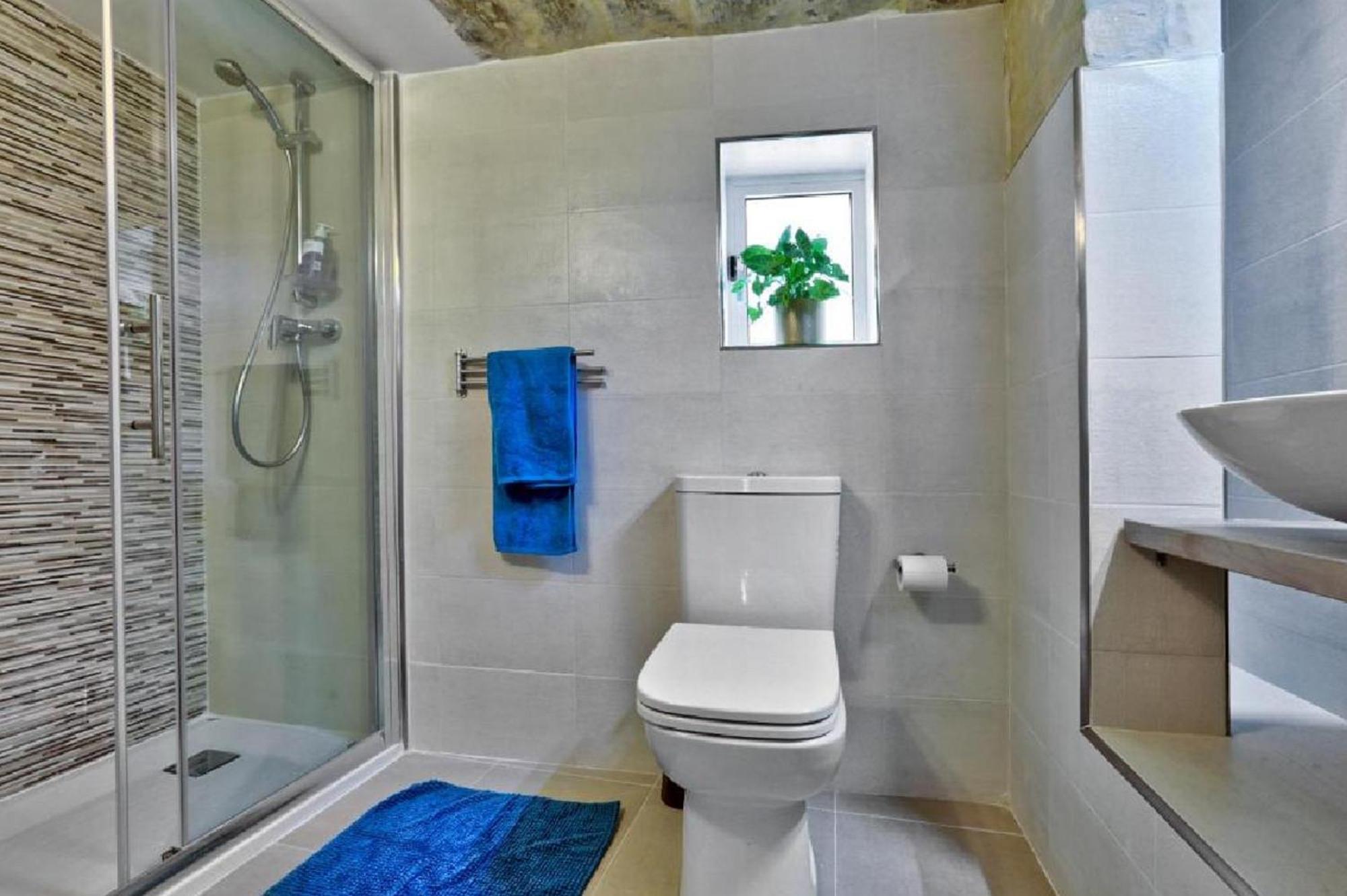 Exquisite 3-Bedroom Duplex Penthouse With Jacuzzi In Valletta Centre Экстерьер фото
