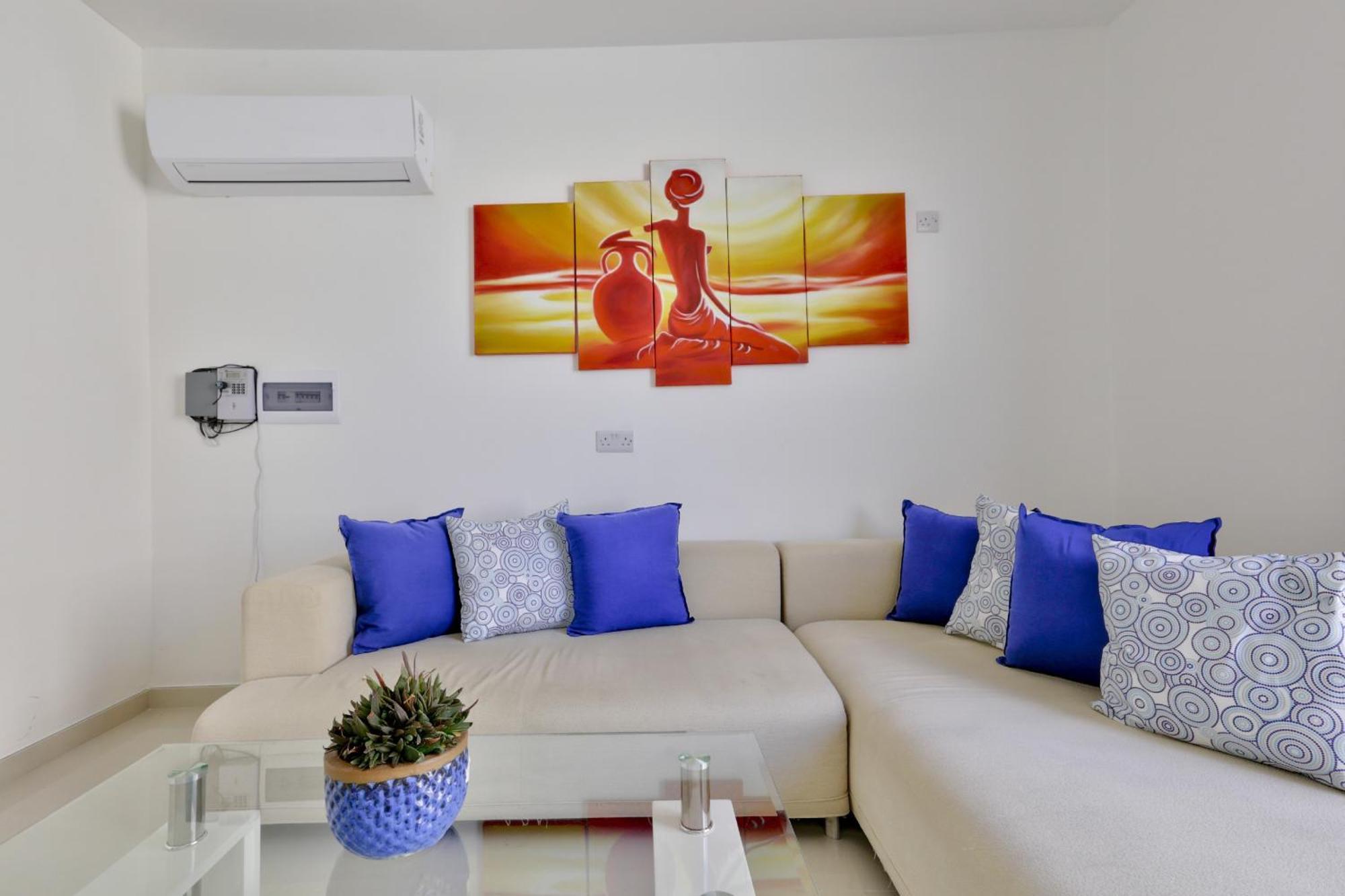 Exquisite 3-Bedroom Duplex Penthouse With Jacuzzi In Valletta Centre Экстерьер фото